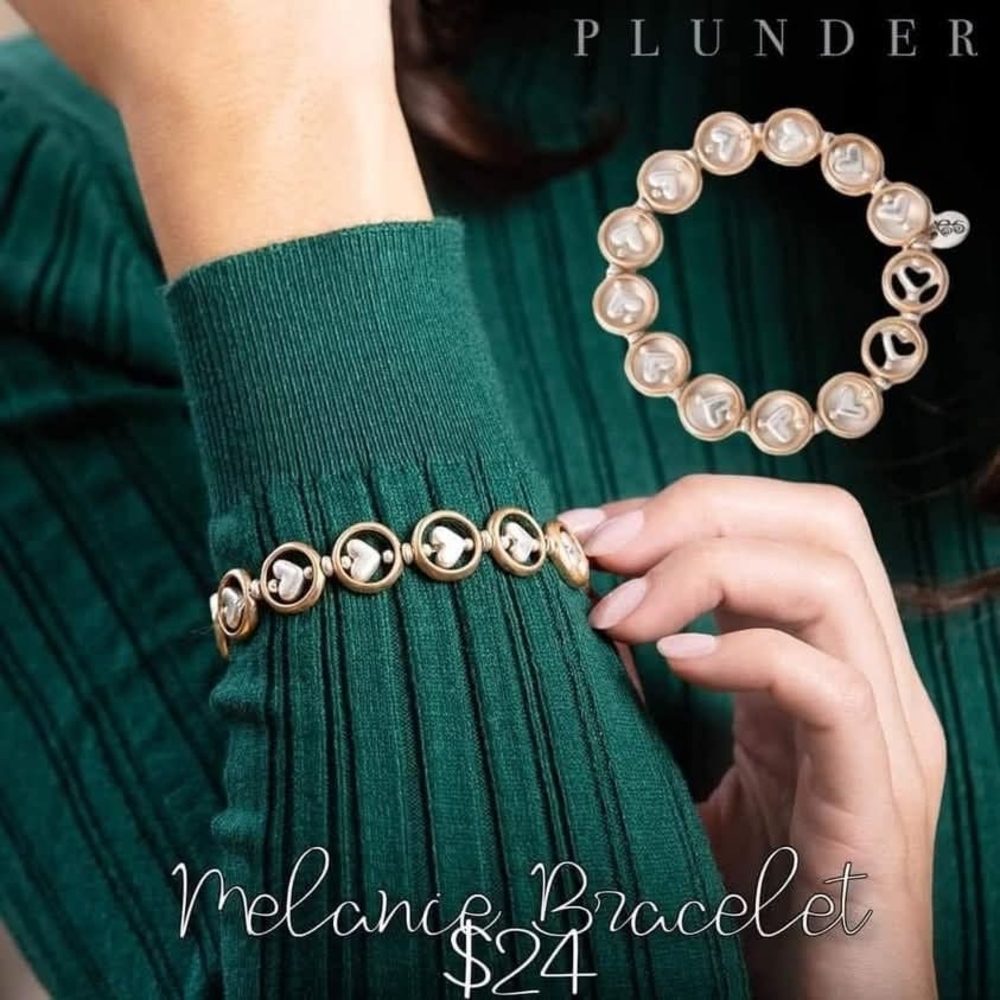 Plunder Gold and Cream Heart Bracelet